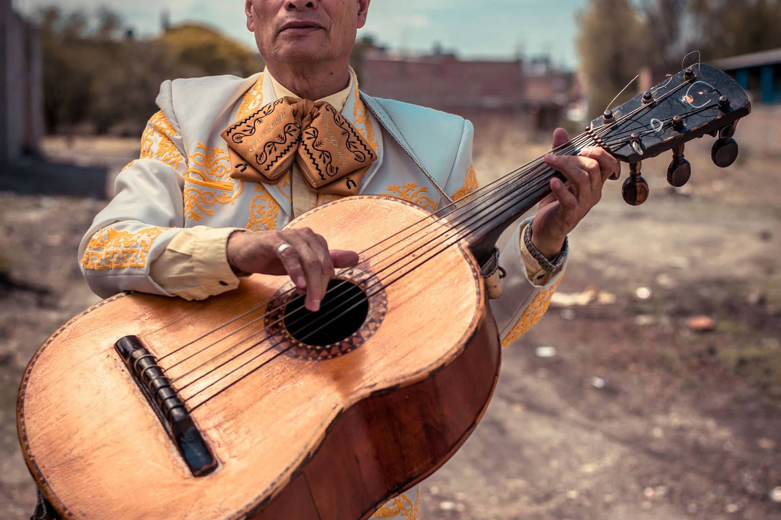 Best Salsa &amp; Bachata Music for Beginners | Playlist Guide — Salsa Dance Napa journal